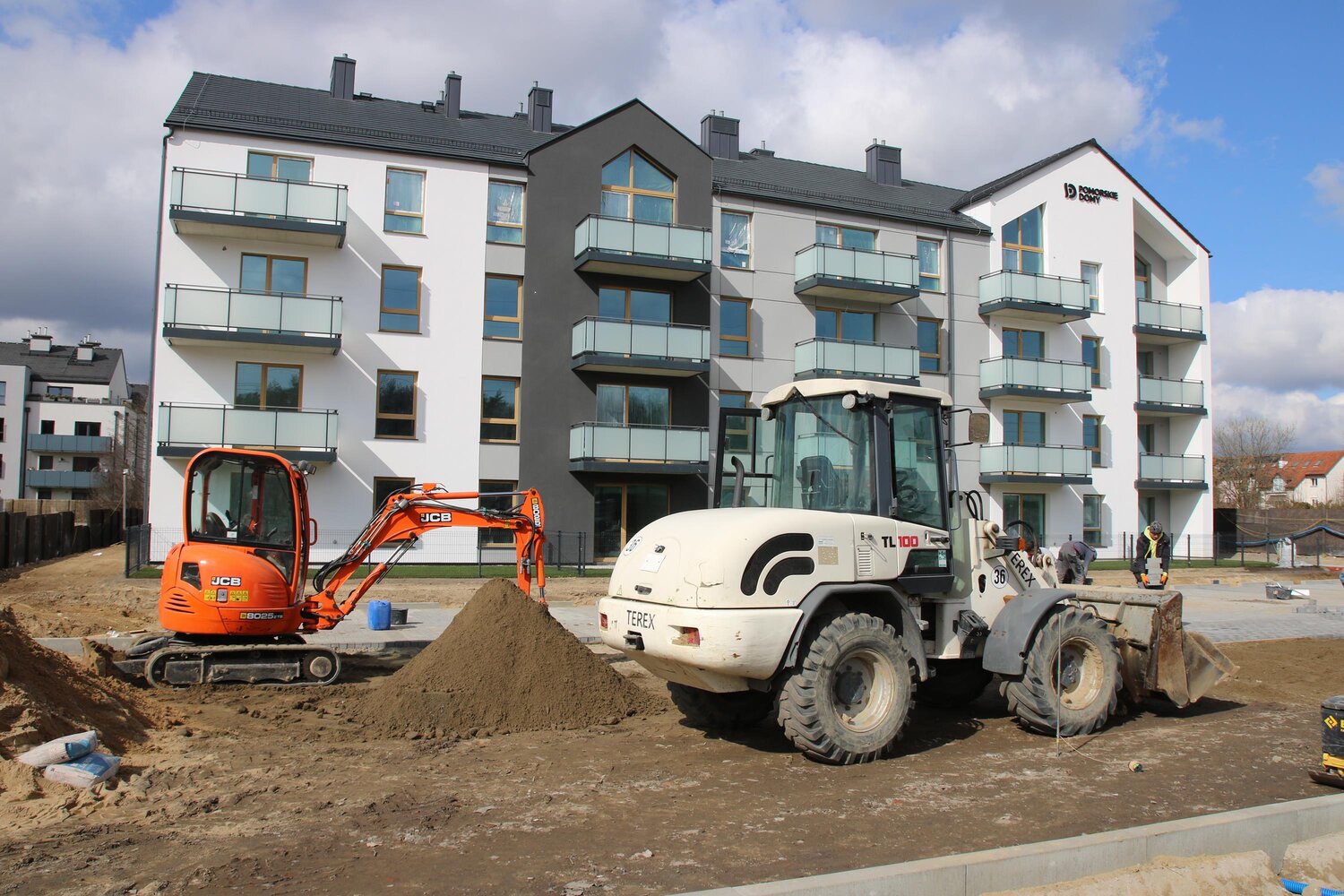 Stelo - budowa - kwiecień - 20